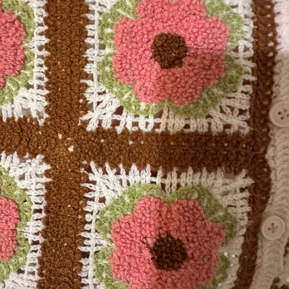 Pretty Rebellious Floral Crochet crop top 100% cotton Boho size s - Picture 3 of 4